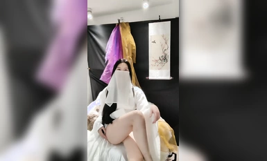 ผลงานใหม่ในเดือนมกราคม 2567 ผู้หญิงที่สวยและสวยที่สุด [นางเอกดอกไม้] แสดงในเหิงเตี้ยนมาหลายปี เต้นรำเปลือยในชุดโบราณ และหญิงสาวสวยช่วยตัวเองด้วยอุปกรณ์ประกอบฉากที่แตกต่างกันทุกวัน (9)