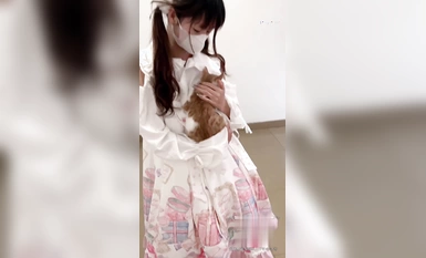 淫慾反差美少女【軟軟兔Lt774523412】軟萌小可愛樓道露出調教啪啪，大長腿美少女清純與風騷並存 誰不喜歡這么主動的小騷母狗呢？