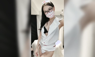 2024年2月新作，才華橫溢，寫毛筆字古裝騷舞【繁華女主角我在上戲學表演】最亮眼的新星，女神膚白貌美，讓人流口水 (2)