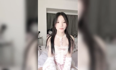 2024年3月，四川小美女，明星級別【小米粥粥】憂郁的眼神，讓大哥們著迷，一晚上禮物亂飛牛逼了 (6)