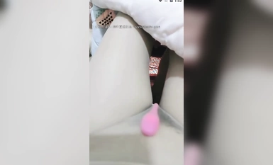 안색이 좋은 사무직 여성, 20시간 야외 근무 (9)