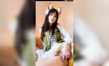 Ang pagpapalit ng mukha ng AI (Dilraba Dilraba) anal plug masturbation ay sumisigaw at maaaring magbulalas