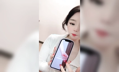 太美啦！尤物女神【飯困】極品翹臀 頂級身材 擼管伴侶~ (1)