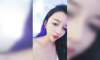 พรสวรรค์ของเทพธิดาขายาวสุดสวยเซียวยี่อี้ระเบิด (4)