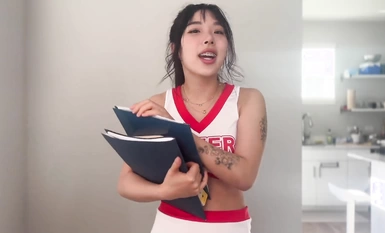 高顏值人氣韓國正妹「Elle Lee」【第16彈】啦啦隊女隊長用口頭服務交換代勞作業