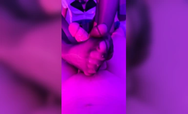 알약이 아닙니다 - 균일한 검은색 실크 윤활제 풋잡이