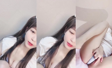 2024年2月新作，清純指數最高的19歲嫩妹【金鏟鏟】大學生身懷名器，無毛白虎，一線天，這次很爽快，全脫了難得 (1)