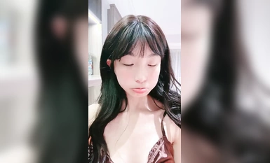 Isang koleksyon ng 49 na yugto ng cute at magandang babae sa paaralan na si Wu Zai Jiang (45)