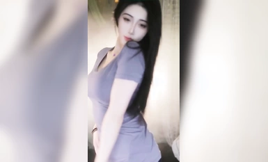 YY直播【小啾啾】4平台吸金電母 蠕動小腰 表情 性感熱舞合集（3)