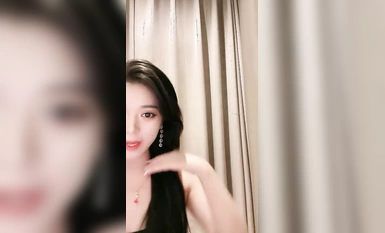 ผลงานใหม่ในเดือนกุมภาพันธ์ 2024 นางแบบชั้นนำ [นางแบบสาวสตอเบอรี่ตัวน้อย] รัดคอ เย็ดเธออย่างดุเดือดโดยไม่ใช้ถุงยาง น้ำสีขาวไหลออกมา และชายเจ้าเล่ห์ก็เย็ดเธออย่างดุเดือดอย่างไร้ปรานี! (4)