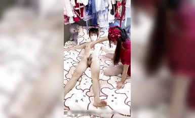 Gadis yang kontras dan tulen [Ruanruantu Lt774523412] Sosok Lolita yang anggun dalam skirt gadis berstokin putih membuatkan orang terangsang, badannya yang seperti jed mengeluarkan bunyi cooing, sedikit kontras jalang