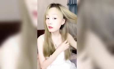 Kerja baharu pada Februari 2024, seorang pelajar kolej yang tidak bersalah [Gadis Cantik Berstoking Hitam] dan teman lelakinya memulakan perniagaan di rumah untuk menjana wang, dan faraj mereka hampir bengkak akibat ditembusi (16)