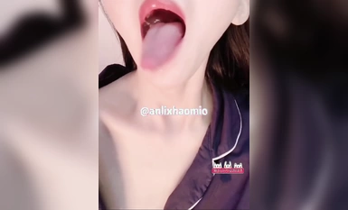 小仙女姐姐〖暗裡著迷〗震撼福利，魔鬼身材奶油肌膚 同事眼中的高冷女神 實際是一隻反差騷母狗！合集（2）