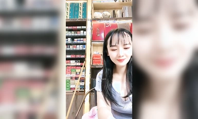 เจ้าของโรงแรมบุหรี่ เทพธิดาแห่งความงามหยางหยาง (4)