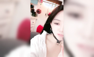 推薦！第一嫩穴【諸葛馬裡布】尺度飛升！狂扣嫩穴噴水~② (5)