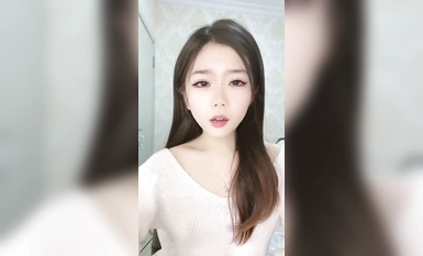 頂級綠播女神下海【卟葯醬紫】超級漂亮！抖臀騷舞誘惑~ (3)