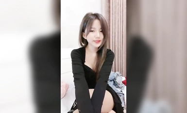 極品美女主播 可愛兔兔 大奶騷逼自慰大秀 (4)