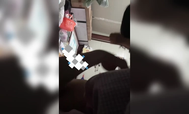 ในเดือนเมษายน ปี 2024 ทวิตเตอร์ได้ติดต่อกับปรมาจารย์ [ผลิตภัณฑ์ที่มีข้อบกพร่องจากมนุษย์] ปรมาจารย์ขอให้ผู้หญิงทุกประเภทแสดงใบหน้าของตนดูไร้เดียงสา แต่เบื้องหลังภาพเหล่านั้นน่ารังเกียจอย่างยิ่ง (1)