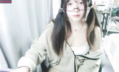 Em gái ngực bự màu hồng ngọt ngào @Sakura_Anne show phúc lợi tiêu chuẩn (4)