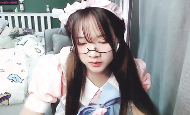 巨乳粉嫩甜妹@Sakura_Anne 尺度福利秀 (1)