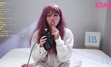 RAS-176 두개 내 오르가즘의 천국에 완전히 몰두하여 귀에 속삭이는 속삭임.