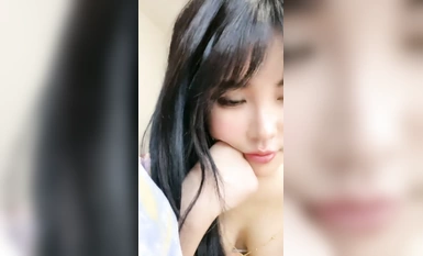 สาวคนดังทางอินเทอร์เน็ต Qingben Jiaren รูปร่างของเธอไม่น่าจะดีเกินไป (2)