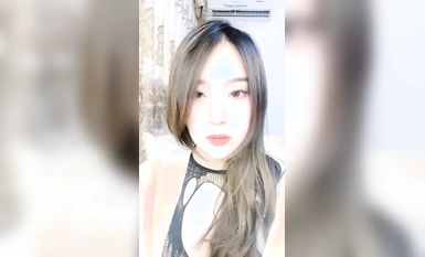 dewi wanita seksi musang kecil yang sombong (1)