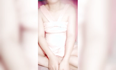 Wajah seperti dongeng ~ kecantikan jalanan ~ [Doudou school girl acridine] tarian seksi ~ pussy digging ~ fucked up (4)