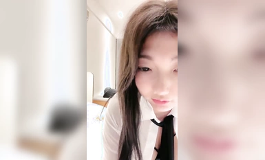 卧槽~千人斬~萬人直播間下海~【大二學生呀】自慰了~好爽 (2)