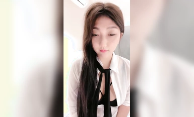 卧槽~千人斬~萬人直播間下海~【大二學生呀】自慰了~好爽 (2)