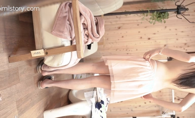 トップ女神、高嶺の花のセクシーガールズグループメンバーYUKAの後継者ハユンの魅惑的な女性のボディーアート、無毛で清潔な秘密の花園の無限の回想に満ちた最初のプライベート写真セット（1）。