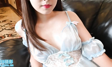 人氣極品反差女神禾禾+kiki+維尼+詩詩+思思+英英私拍，透奶透穴PUA攝影師說話一絕 (3)