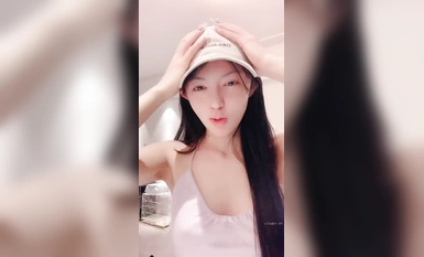 ความงามอันน่าทึ่ง [เทพเจ้าแห่งความรักของกรีก] ถูกหลอกหลอนเธอทุกครั้งที่ขมวดคิ้วและยิ้ม~ เธอเซ็กซี่มากขึ้นเรื่อย ๆ (11)