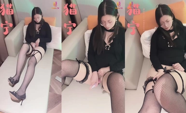 Si Yu stoking jala sofa melancap