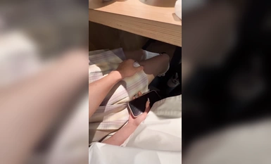 白月光女孩終究逃不脫黃發少年的魔爪【江南第一深情】黃發鬼火少年哄騙清純JK少女灌醉後開房扒光衣服毫不憐香惜玉,奶子都快被抓爆炸