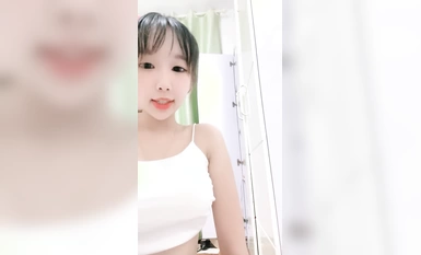 純欲蜜桃臀清純小可愛 泡泡小椰