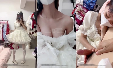 Ang kaakit-akit at magandang babae [Ruanluantu Lt774523412] Si Miss Fulla na nakaputi ay nakasuot ng lo-shoes habang ang kanyang kapatid na may malaking titi ay nakatayo at pagkatapos ay nakapasok sa kanyang maliit na puke na masyadong sensitibo at naiihi