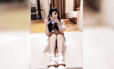 Twitter Lolita [Gadis kecil tidak tinggi] Gambar peribadi yang comel, dengan kulit berkrim dan payudara besar dan faraj merah jambu di luar, dia seorang gadis yang baik di mata guru dan rakan sekelas, tetapi di rumah dia agak jalang (3)