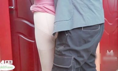 LY-050 Seorang gadis boleh menebus dosanya dengan tidur bersamanya - Tiantian