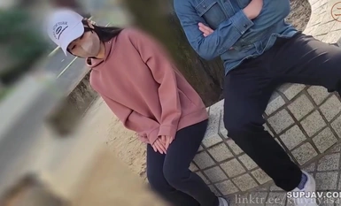 FC2-PPV-4323223 *Chỉ trong thời gian có hạn* [Cá nhân] Một bà nội trợ giản dị với thân hình sôi nổi, ngoài video thủ dâm bằng máy mát xa điện trong phòng khách, cô ta còn bắt cô cởi khẩu trang và đưa cho cô một chiếc khẩu trang. thổi kèn vì phí thanh toán trễ cao. Bỏ qua sự không thích của cô ấy và đưa cho cô ấy một lượng lớn kem (video mẫu dài)