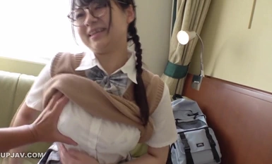 FC2-PPV-4323016 *Lần đầu tiên số lượng có hạn* ☆ Cô gái xinh đẹp Moe-kyun ☆ Tôi đã quan hệ tình dục với một học sinh danh dự "bẩn thỉu" ngực khủng và đeo kính và sinh con trong bộ đồng phục ☆ Nano-chan, 18 tuổi