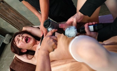 SXMA-007 被高潮迷住的桃源鄉美容院第五部：被危險春藥逼瘋的淫蕩女性身體