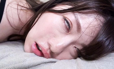 NINE-085 욕구불만 H-cup 최고급 숙성육 유부녀에게 최음제를 먹이면 눈이 휘둥그레져 절정 이카레펀치 최강 중년여인 폭탄 탄생! 마리 (37세)