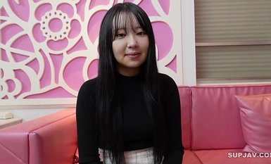 FC2-PPV-4317137 仅限 3 天！七折优惠 [首次拍摄] [面孔] 房子 .为了家人为了 ....微笑的另一面充满黑暗。相信美好未来的清新少女。M.M...!的女孩！不道德感和集体中二病的一连串暴发。