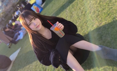 FC2-PPV-4318746 *每四年一次 [闰年折扣] 3 个无所事事的男人被一起卖掉！三个男人与露脸的美女嬉戏，最后都在她们紧窄的阴道内射精。