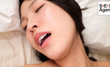 AGMX-175 Dùng mặt kéo nó ra! ! Cận cảnh lẫn nhau thủ dâm 2