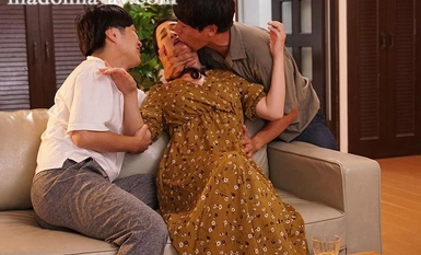 ROE-200 Saya dilayan seperti mainan di rumah tumpangan anak saya. Saya terus dirogol oleh rakan serumah saya... Yumi Anno