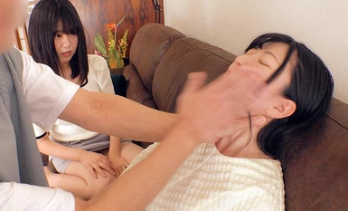 SKMJ-484 ドM天使降臨！？街行く素人女子大生二人組が初めてのドMプレイに挑戦！親友よりハードな事が出来たら賞金30万円！スパンキング・イラマチオ・首絞め・ビンタ…初めて尽くしのハードプレイにM覚醒堕ち！そのまま生チ○ポくらはぁいとデカチン懇願＆連続中出しSEX