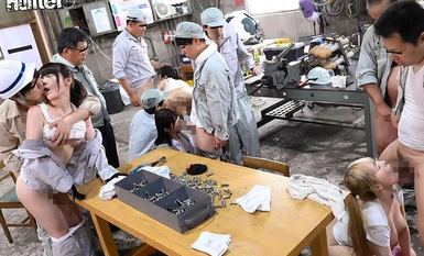 HUNTC-043 与任何人无限制平价插入！城镇工厂版 只要支付固定月费，就可以插入任何人的身体，无论是工厂女工、办公室女郎还是老板的女儿！