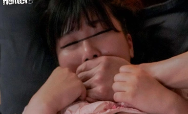 HUBLK-011 スローピストンサイレントレ×プ「えっ嘘、何してるんですか？」「バレたら大変な事になるから静かにしてろ！」彼女の親友たちを寝てる間に次々●す3